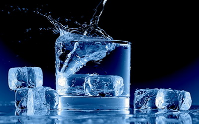 Яка вода швидше перетвориться на лід: гаряча чи холодна?
